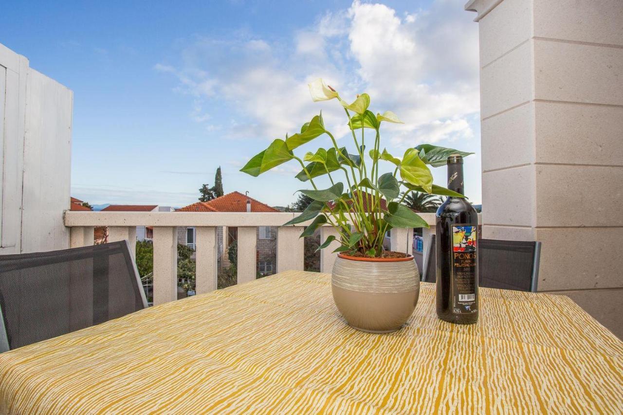 Apartments Mira On The Peljesac Peninsula Orebić Exterior foto